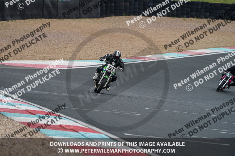 enduro digital images;event digital images;eventdigitalimages;mallory park;mallory park photographs;mallory park trackday;mallory park trackday photographs;no limits trackdays;peter wileman photography;racing digital images;trackday digital images;trackday photos
